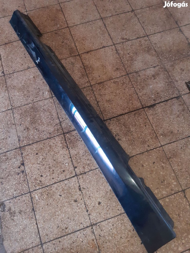 BMW E90 Jobb Küszöb Burkolat