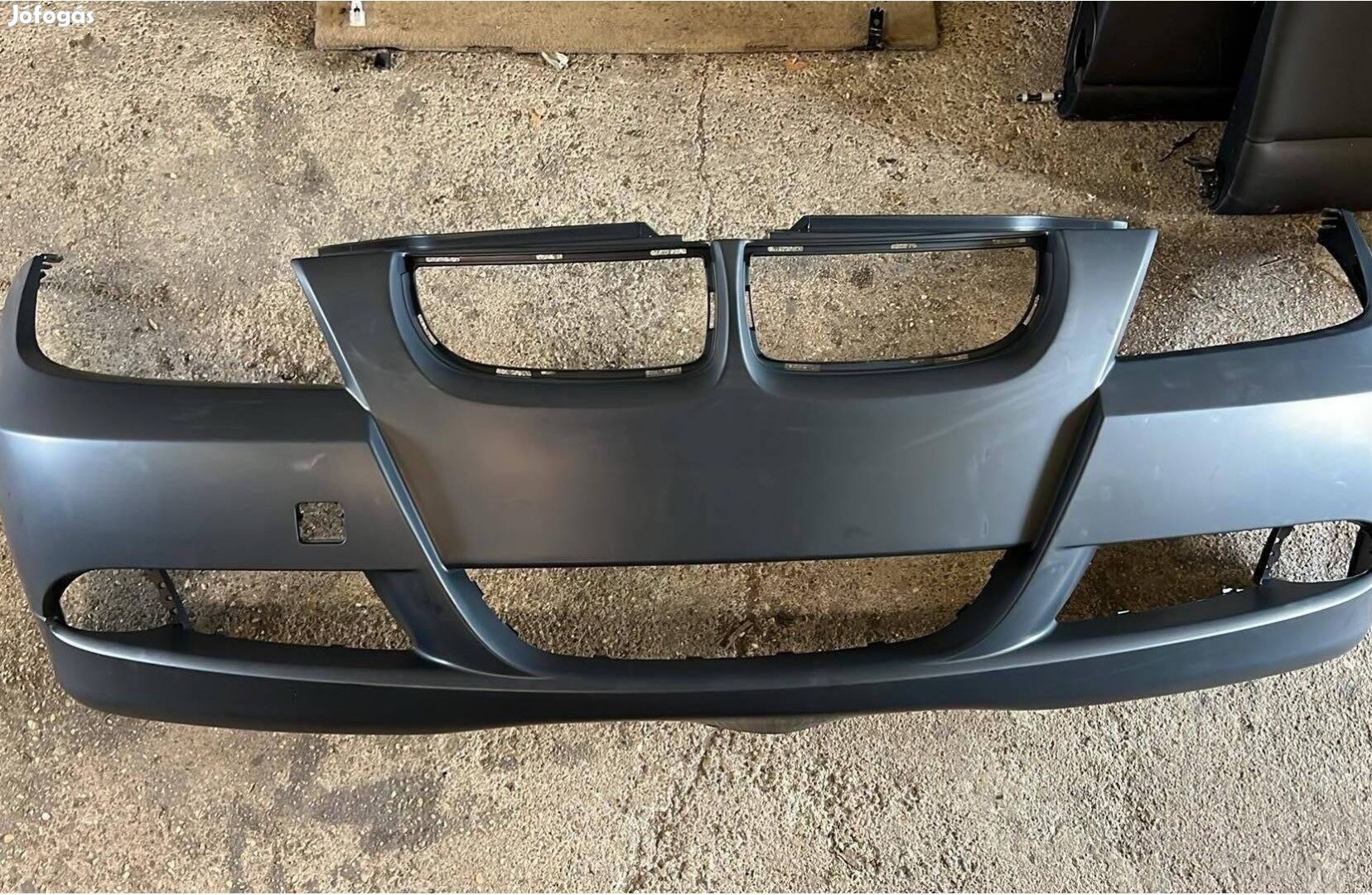 BMW E90 első lökhárító