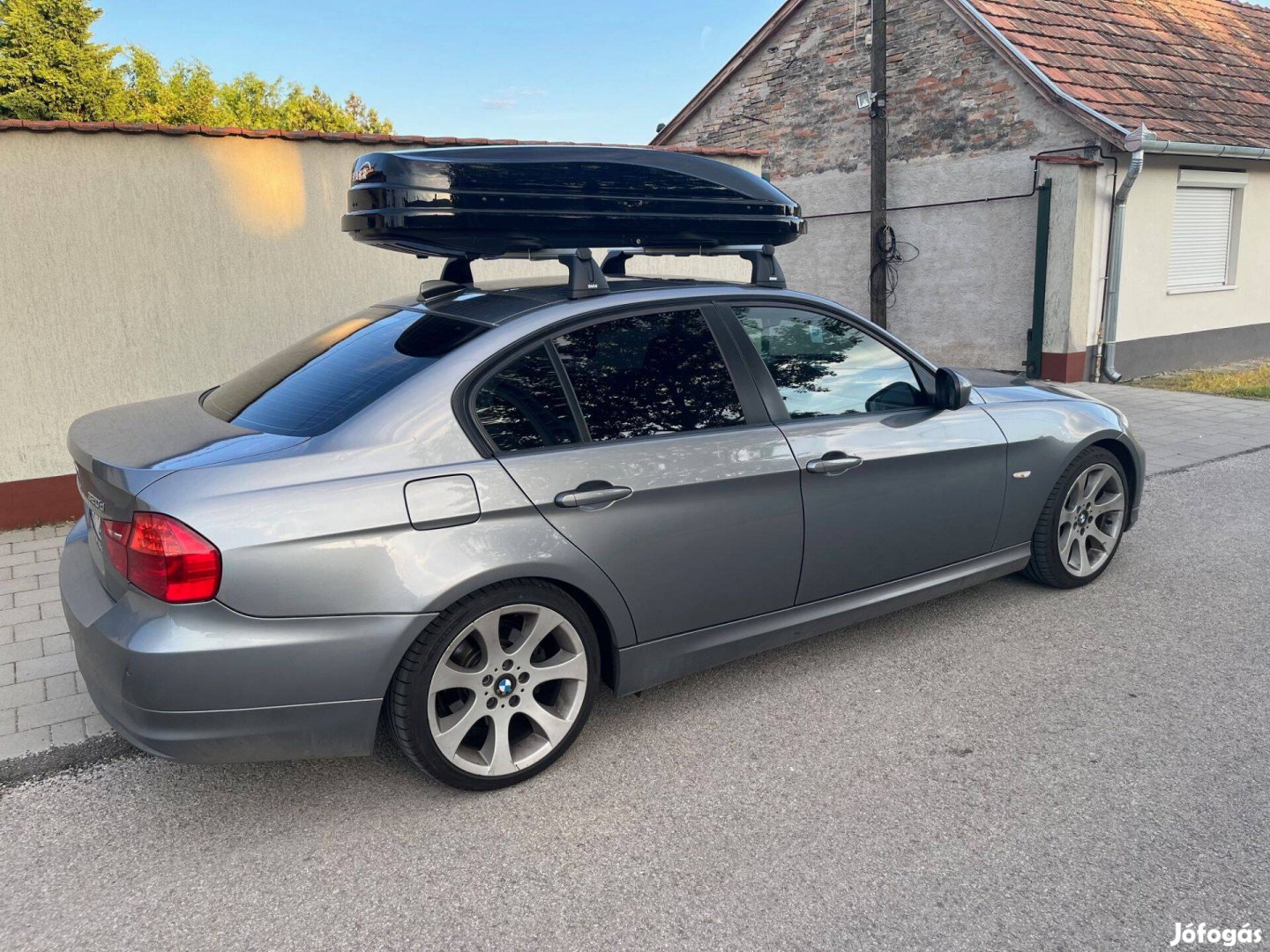 BMW E90 tetőcsomagtartó, Hakr tetőbox eladó