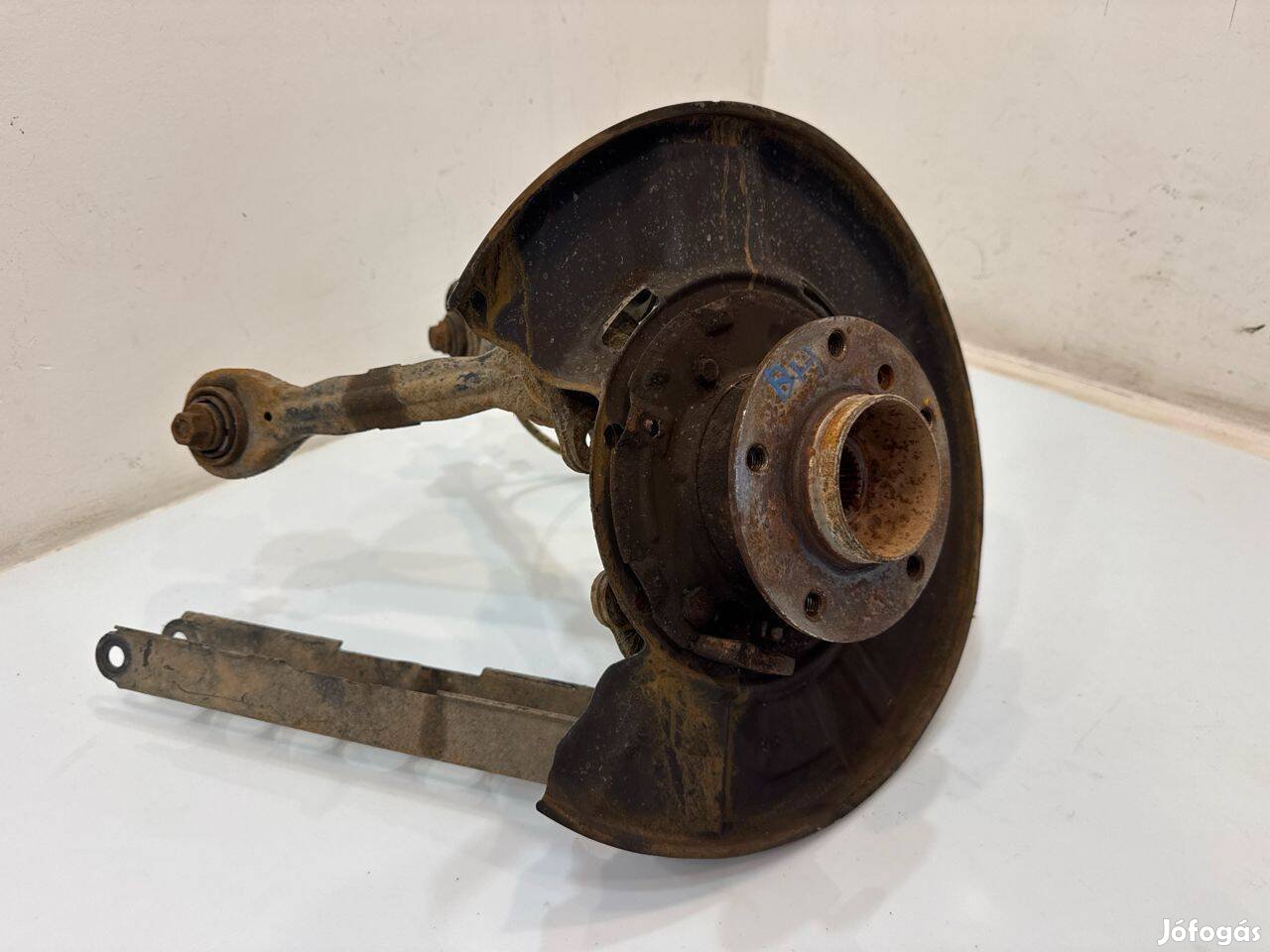 BMW E92 330d bal hátsó csonkállvány