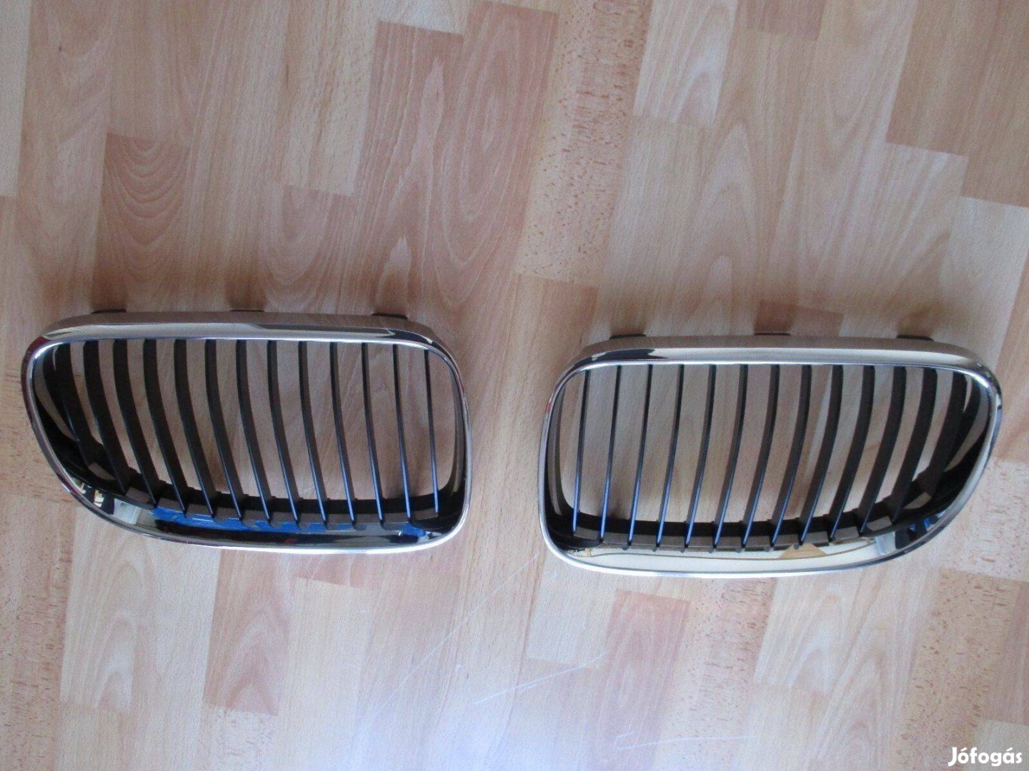 BMW E92 E93 face (3-as coupe/cabrio/M3) eredeti hűtőrács vese kr/fe