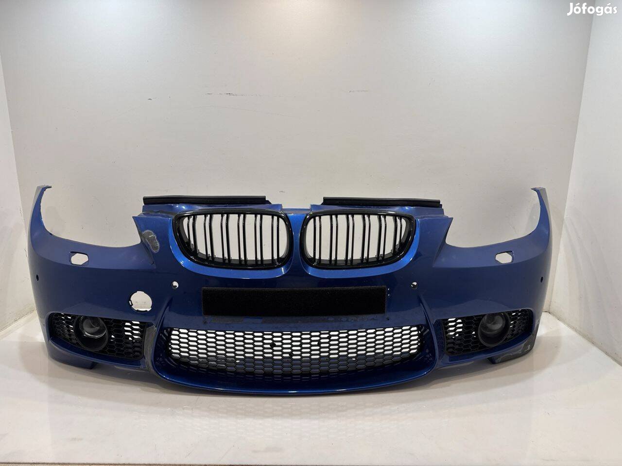 BMW E92 E93 utángyártott M3 style első lökhárító