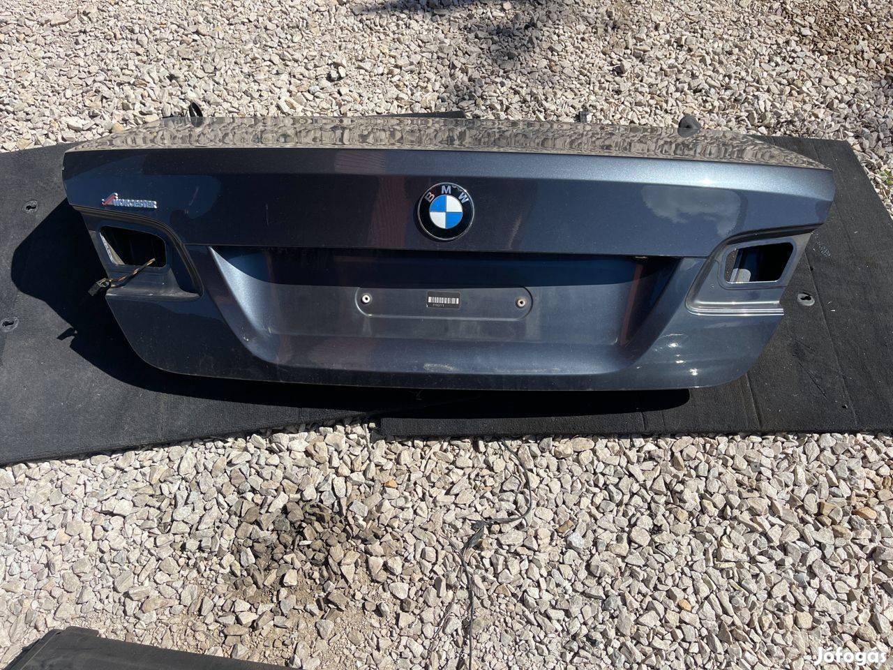 BMW E92 csomagtér ajtó