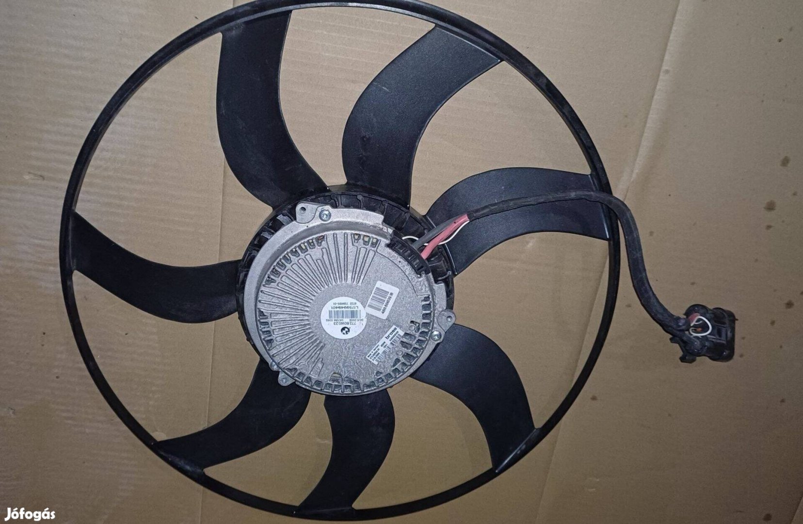 BMW F07, F10, F01 hűtőventilátor 850W, 7594611