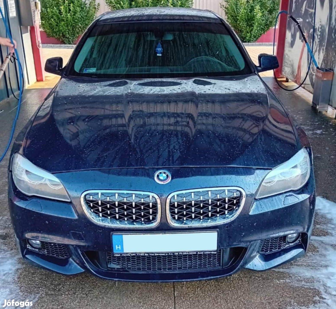 BMW F10 F11 (5-ös limusin, touring) vese hűtőrács gyémánt króm keret