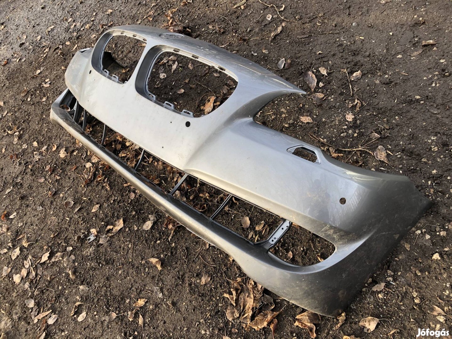 BMW F10 F11 első lökhárító 