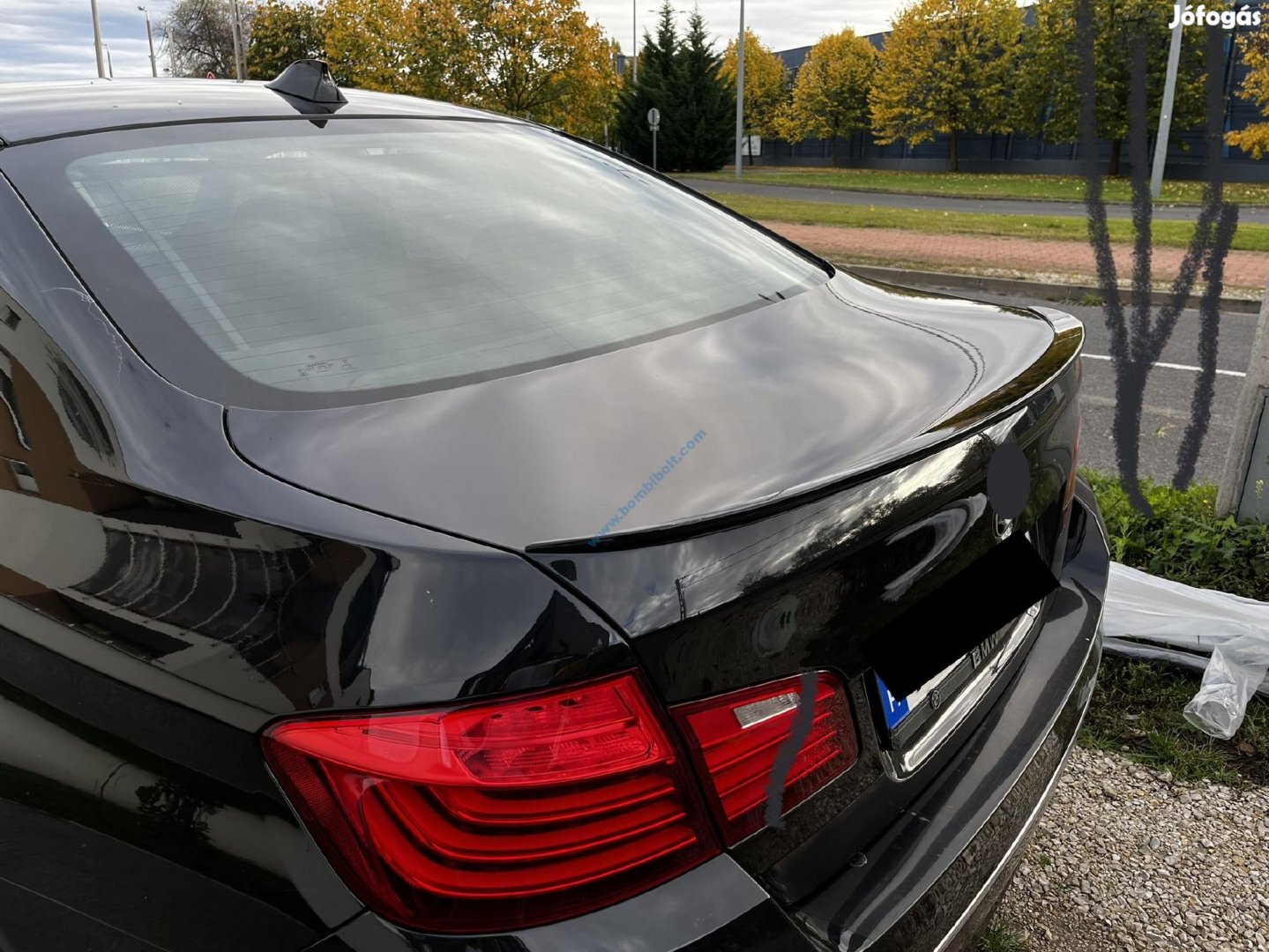 BMW F10 M style spoiler / szárny, fényes fekete