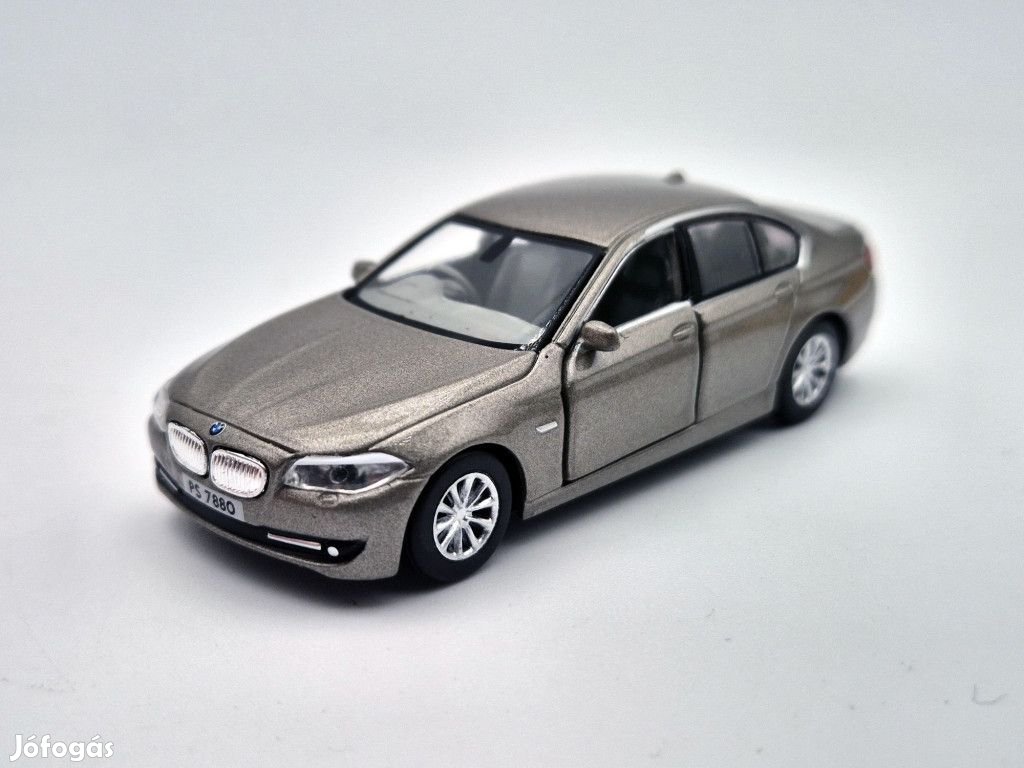 BMW F10 - arany -  Tiny Toys - 1:64
