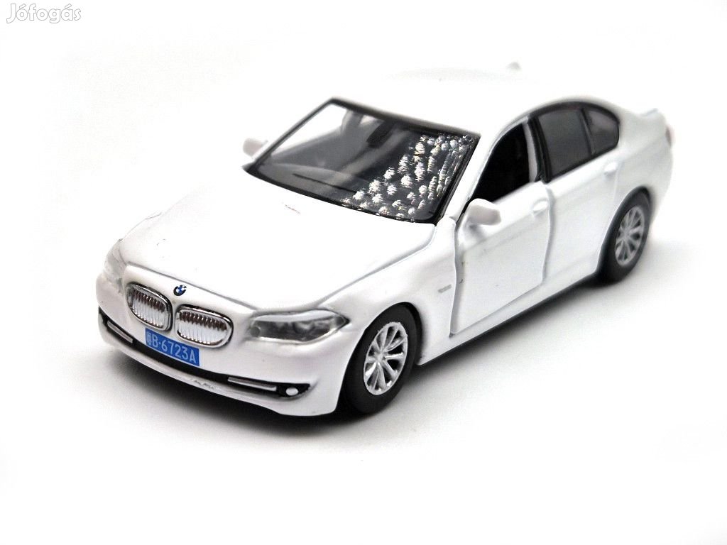 BMW F10 - fehér -  Tiny Toys - 1:64