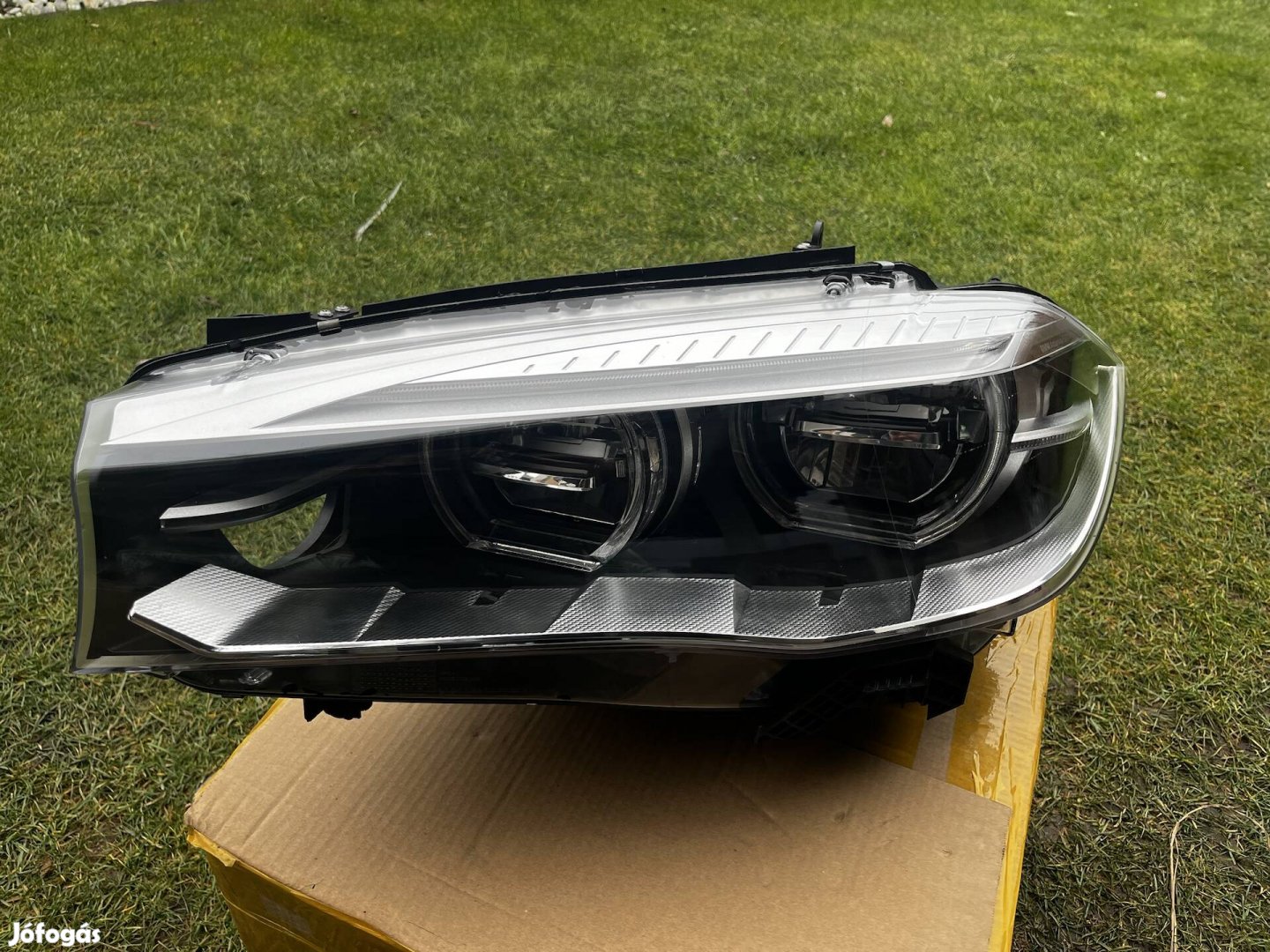 BMW F15 F16 adaptív LED fényszóró, lámpa