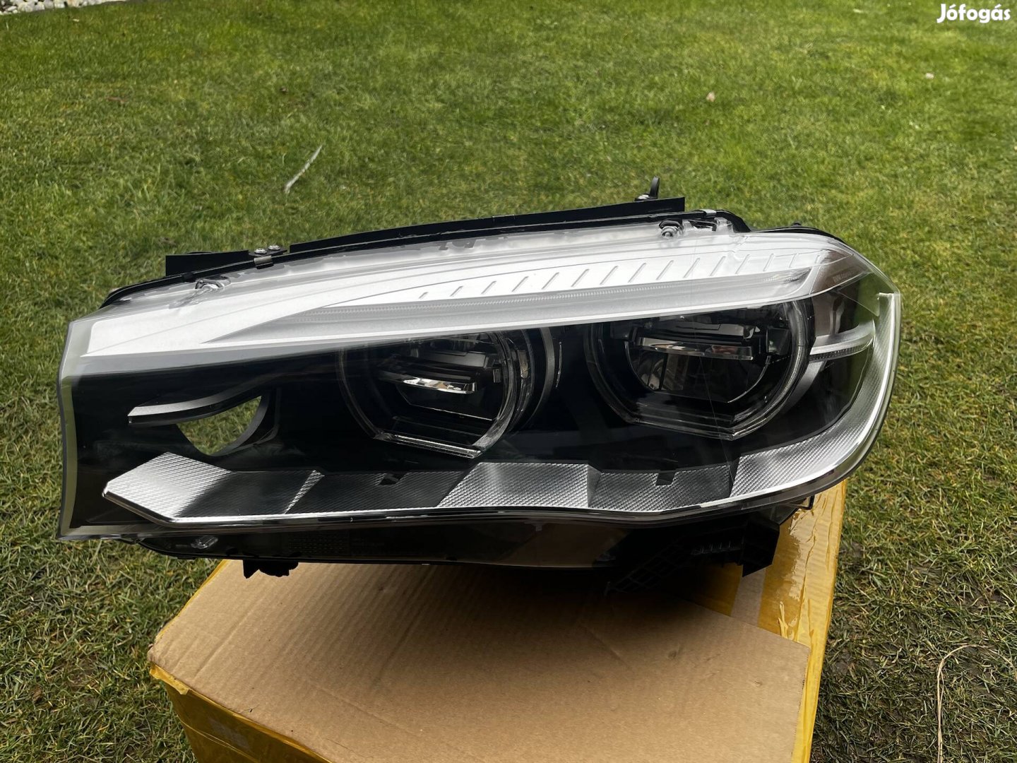 BMW F15 F16 adaptív Led gyári fényszóró, lámpa