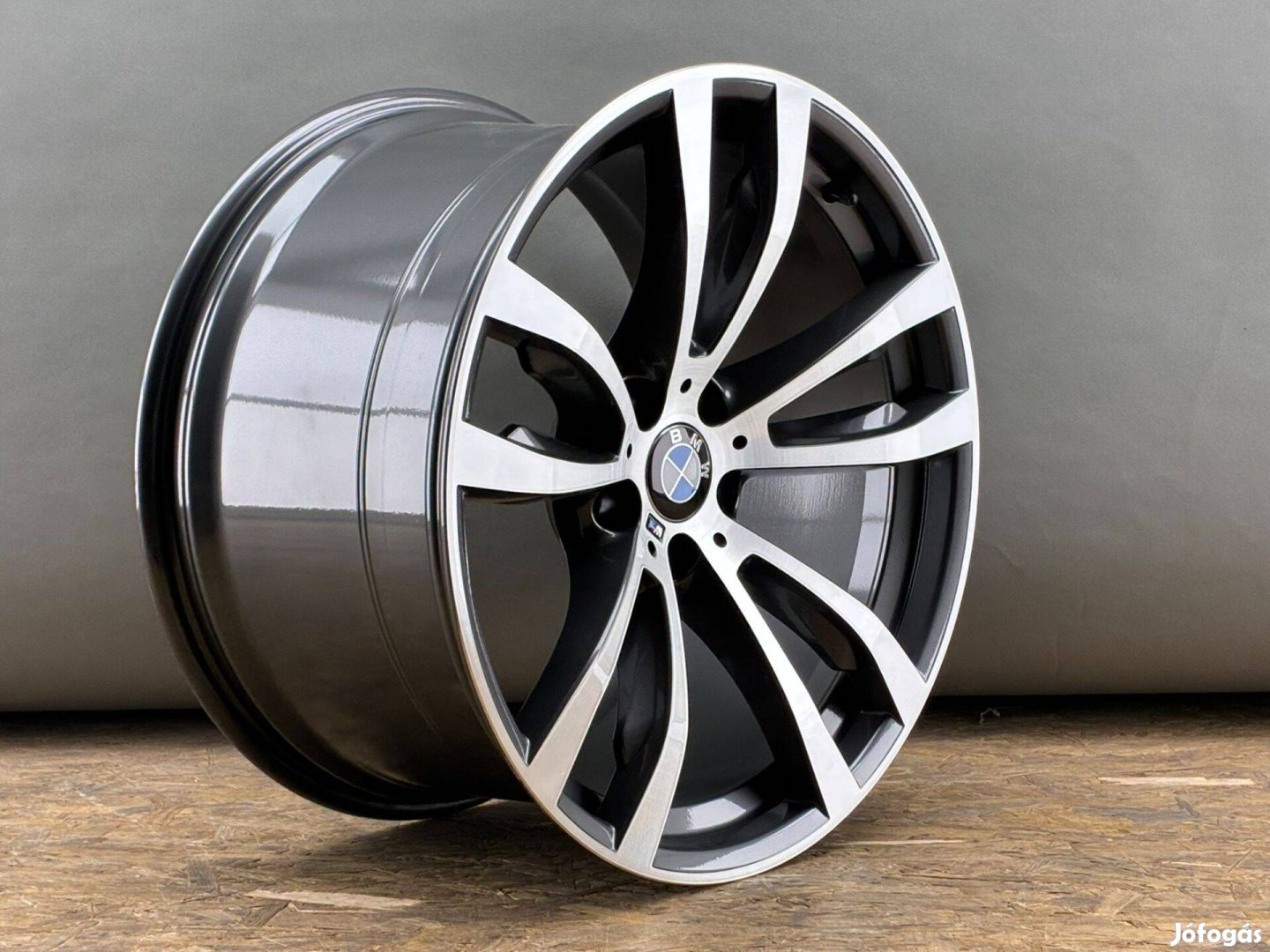 BMW F15 F16 x5 x6 gyári 20" kétszéles alufelni szett szinte új állapot