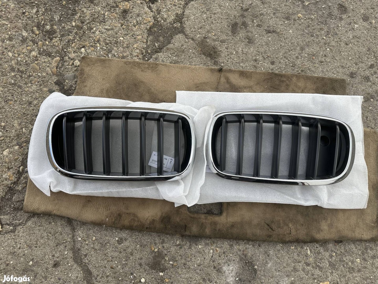 BMW F15 X5 gyári új vese hűtőrács rács