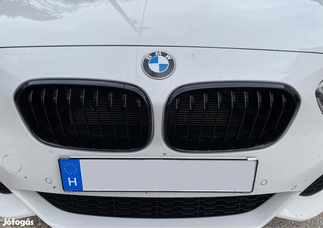 BMW F20 F21 facelift (1-es BMW) díszrács / vese fényes fekete