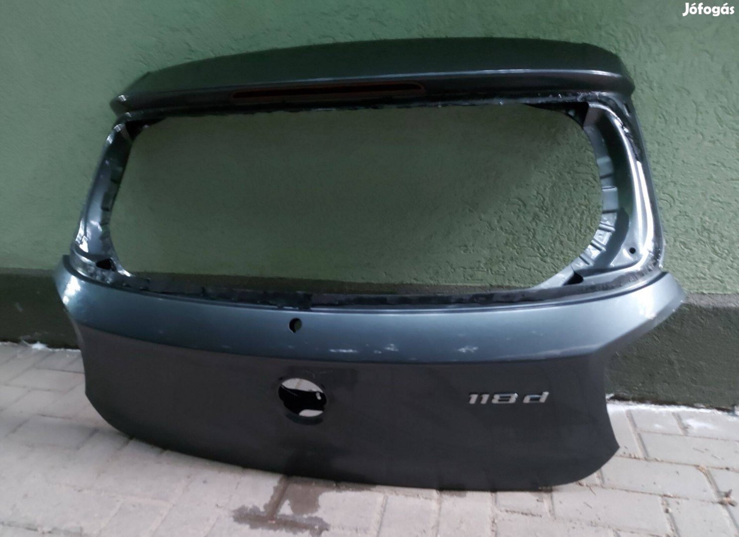 BMW F20, F21 csomagtérajtó