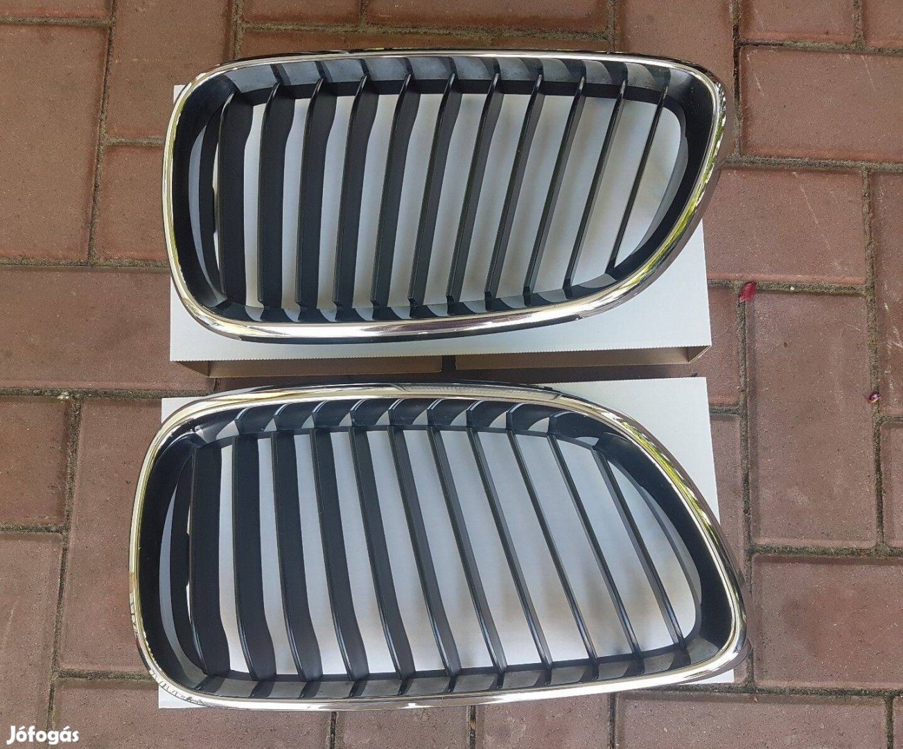 BMW F22, F23 (2-es BMW) díszrács / vese / hűtőrács BASIS
