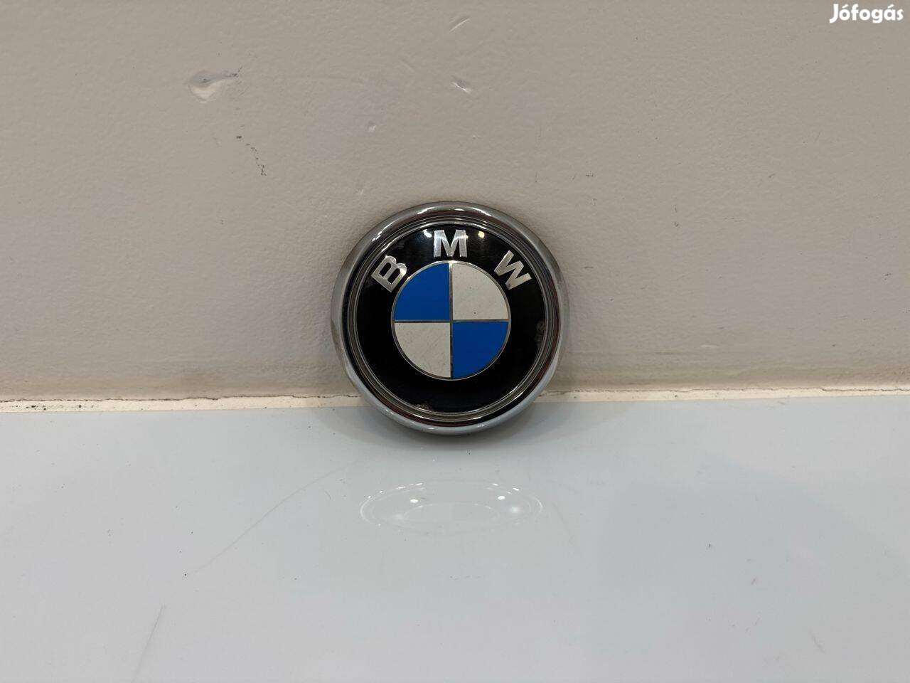 BMW F25 X3 gyári hátsó embléma 51147364375