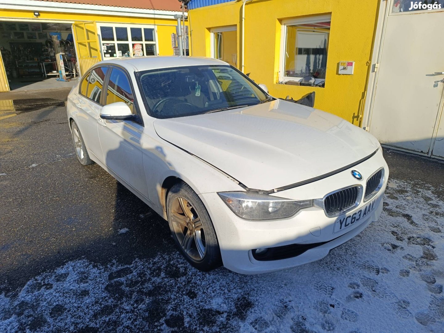 BMW F30 318d alkatrészek 