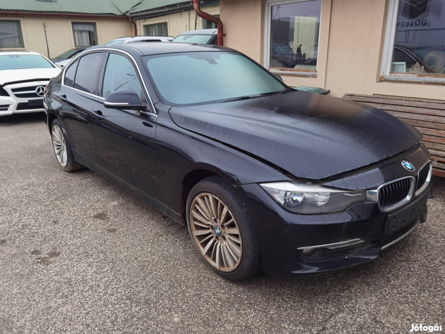 BMW F30 320d bontás lánc szakadt, motor át forog