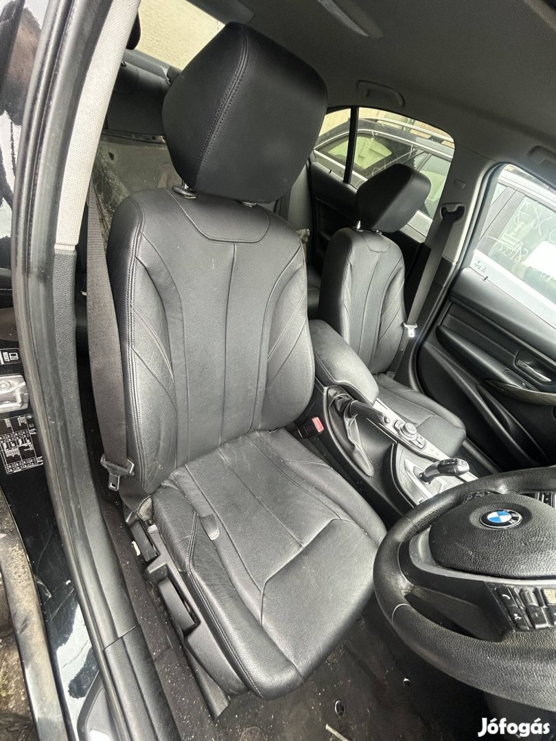 BMW F30 ülés garnitúra
