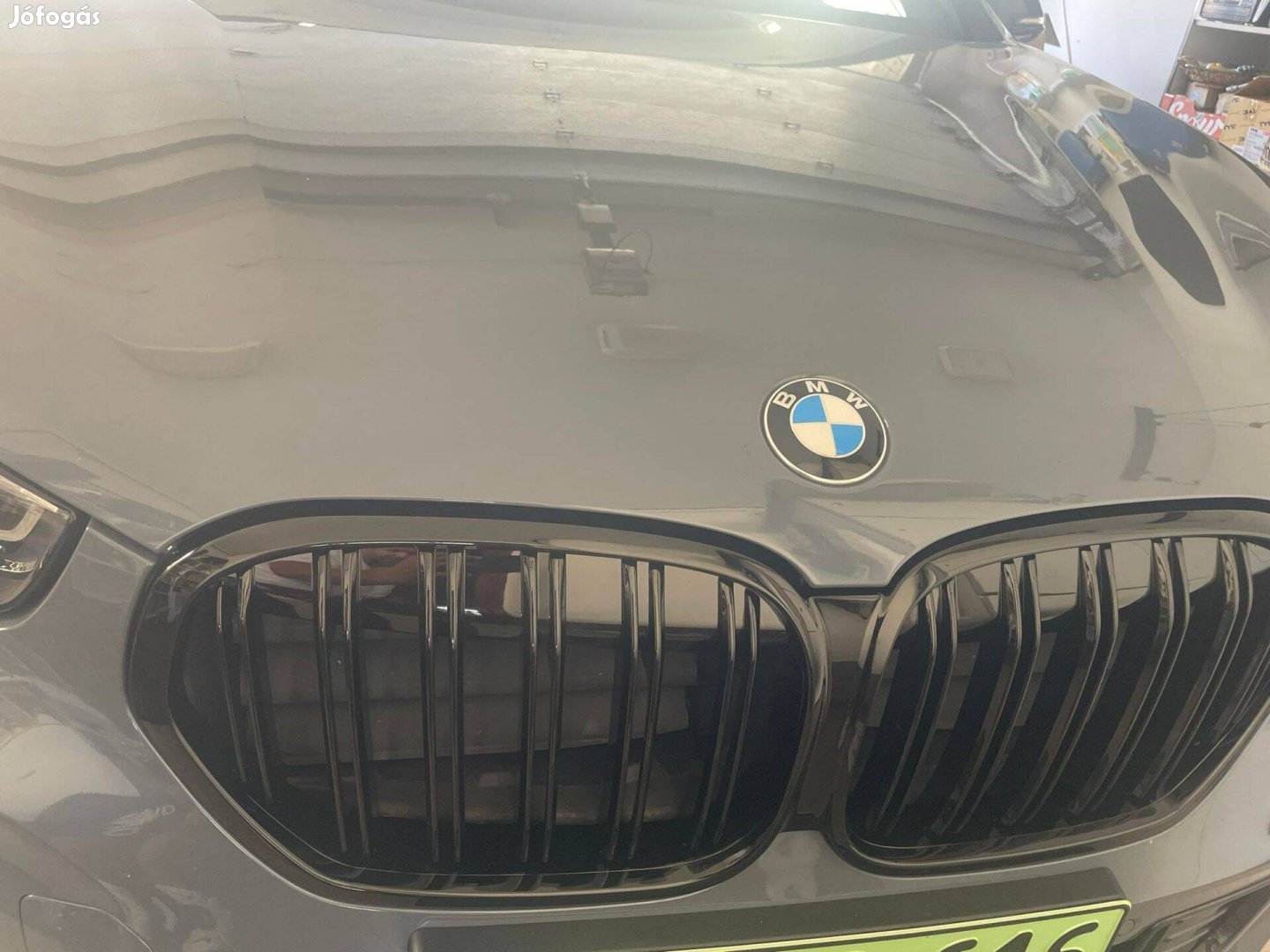 BMW F48 LCI ( X1 ) díszrács vese hűtőrács lakk fekete dupla pálcás