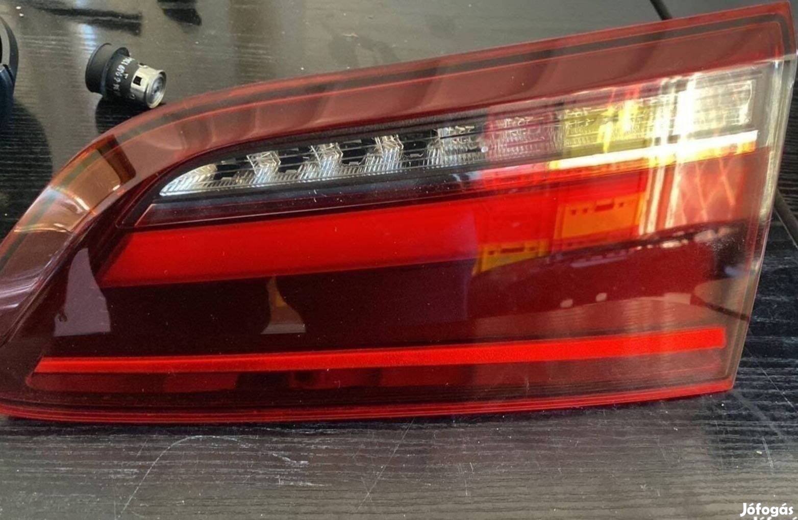 BMW F48 LCI bal hátsó lámpa