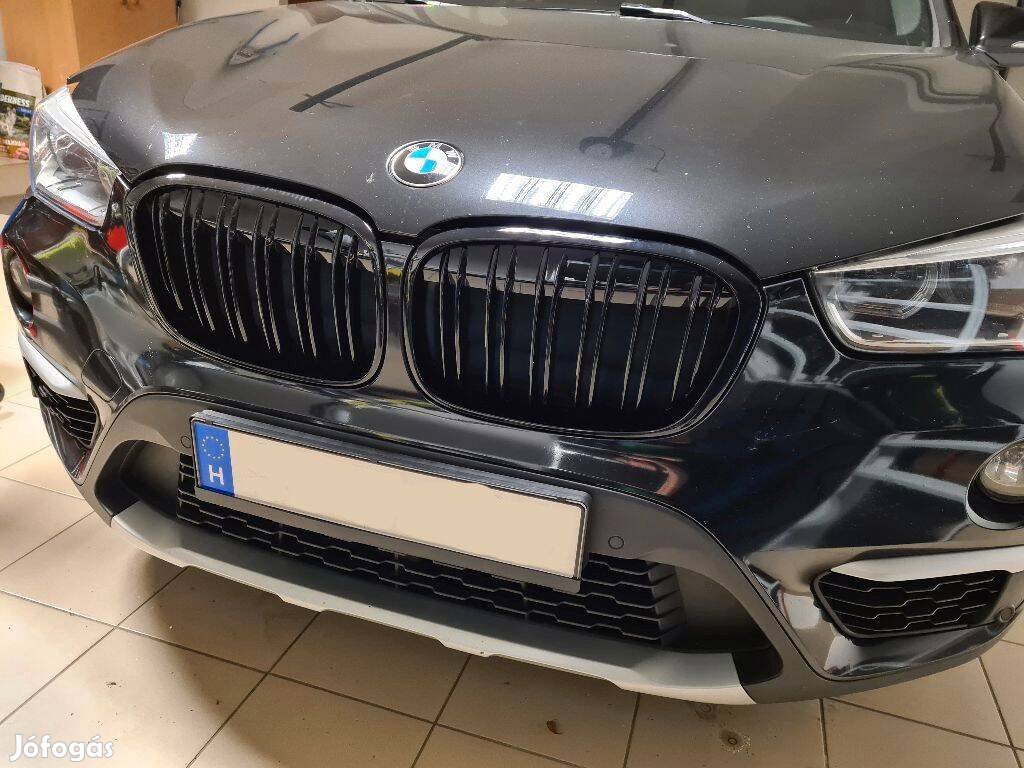 BMW F48 preface ( X1 ) díszrács vese hűtőrács lakk fekete dupla pálcás