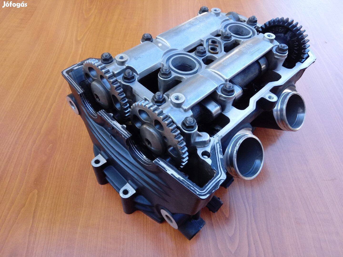 BMW F 800 GS Hengerfej 08753