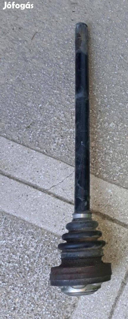 BMW Féltengely