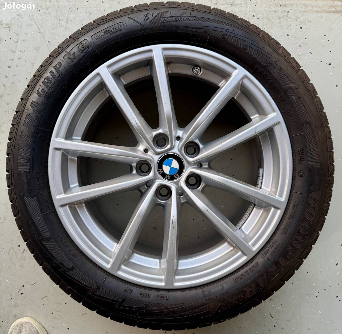 BMW G20 gyári alufelni Goodyear Ultra Grip 225/50 R17 téligumival
