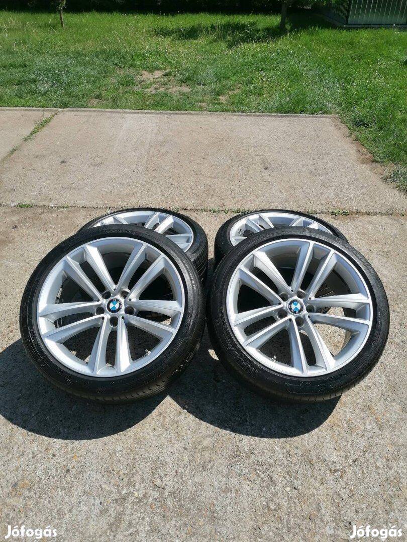 BMW G30-G31 19-es Alufelni nyárigumival