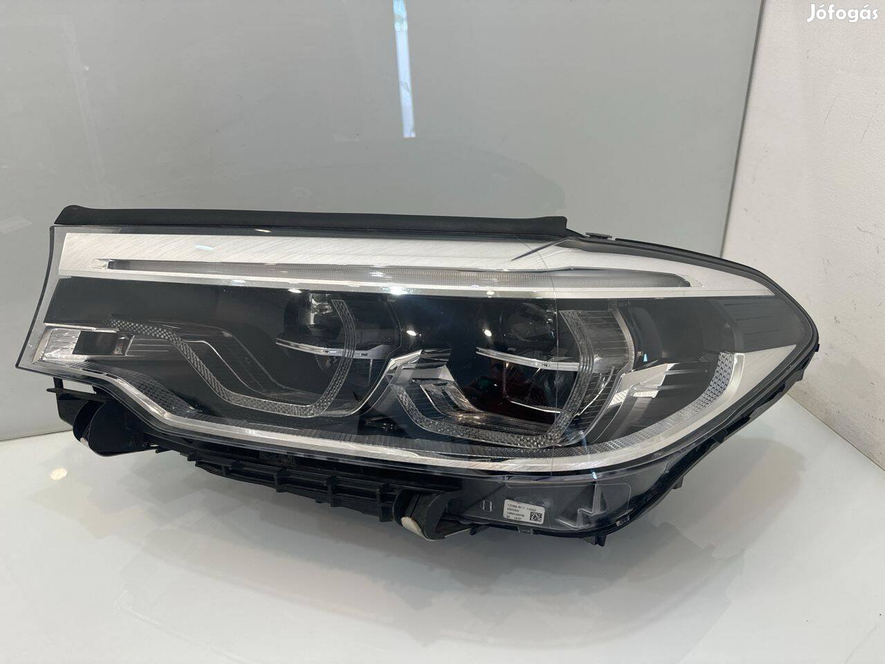 BMW G30 G31 Adaptive LED bal fényszóró