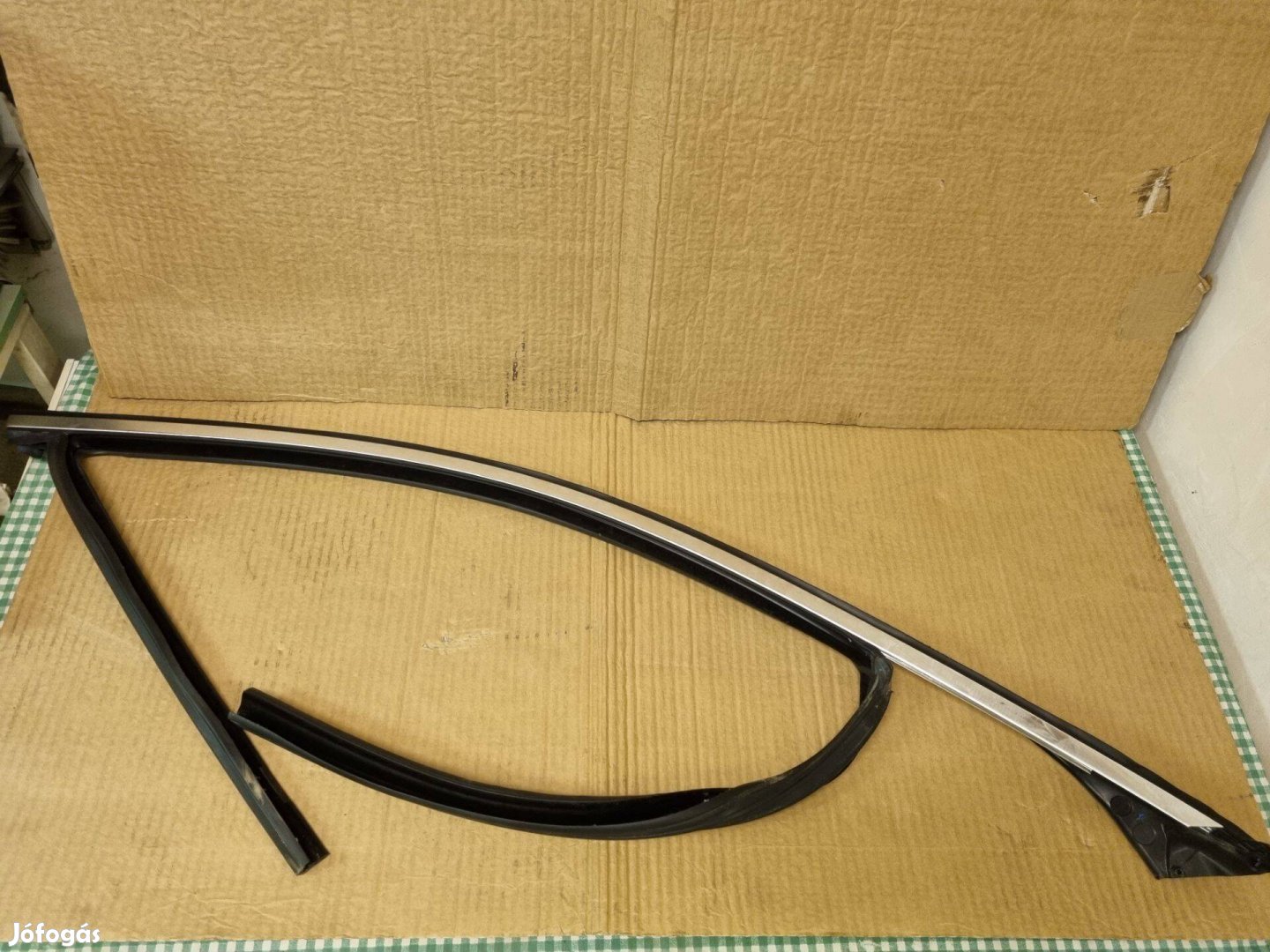 BMW G30 G31 Jobb első ajtó díszléc keret gumi