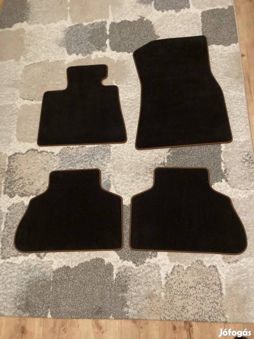 BMW G30,G31 eredeti  szövet szőnyeg