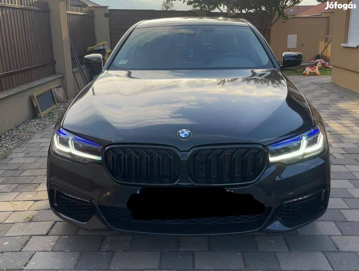 BMW G30 G31 facelift ( 5-ös ) díszrács vese lakk fekete dupla pálcás