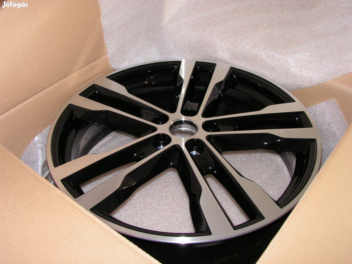 BMW I3S 5,5Jx20 ET:33 felni