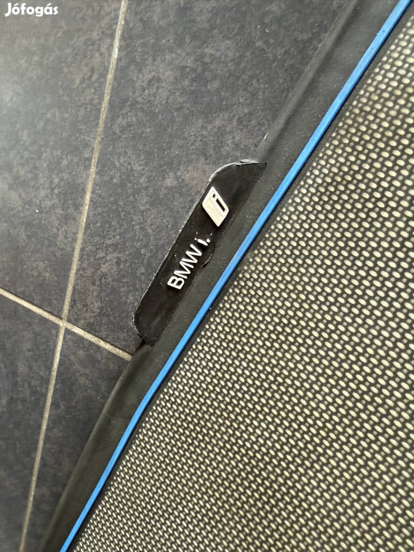 BMW I3/I3s Gyári Gumiszőnyeg Tálca Garnitúra.