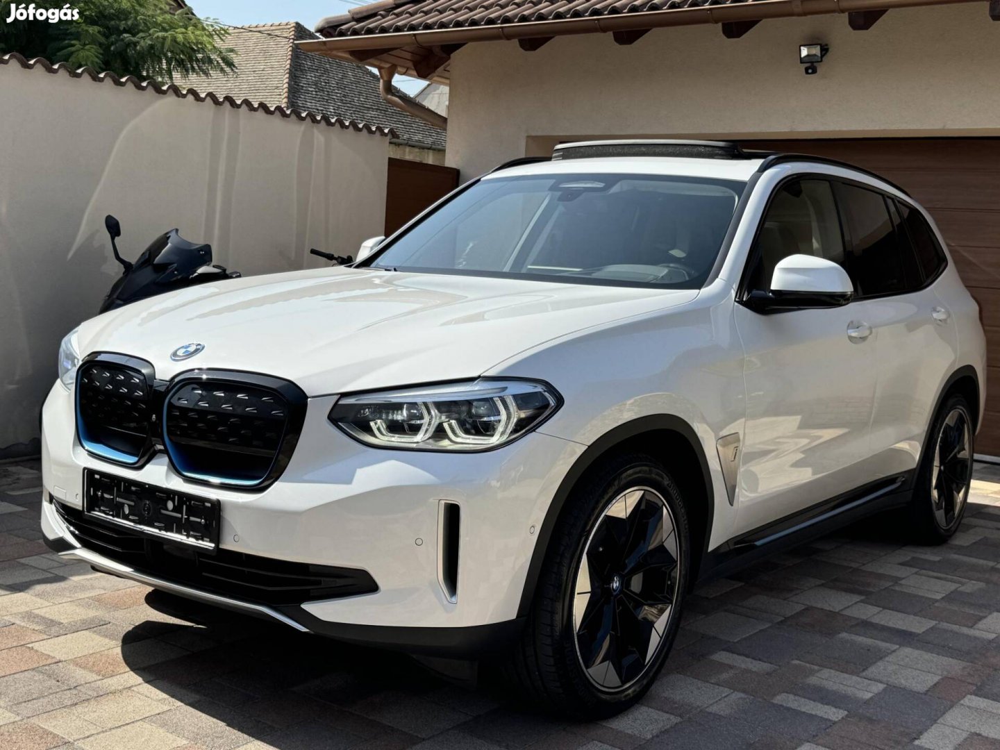 BMW IX3 Impressive Friss Szervíz!.Panoráma.Vonó...