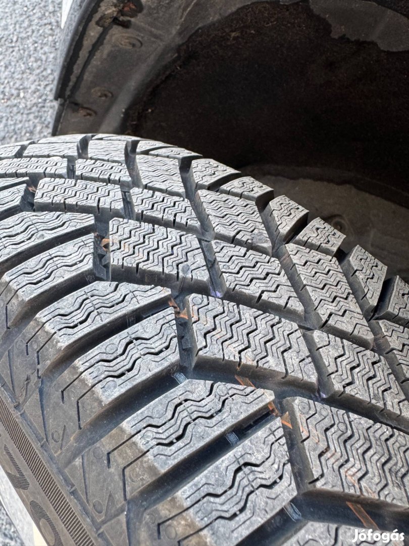 BMW Komplett Alufelni Téligumival Eladó