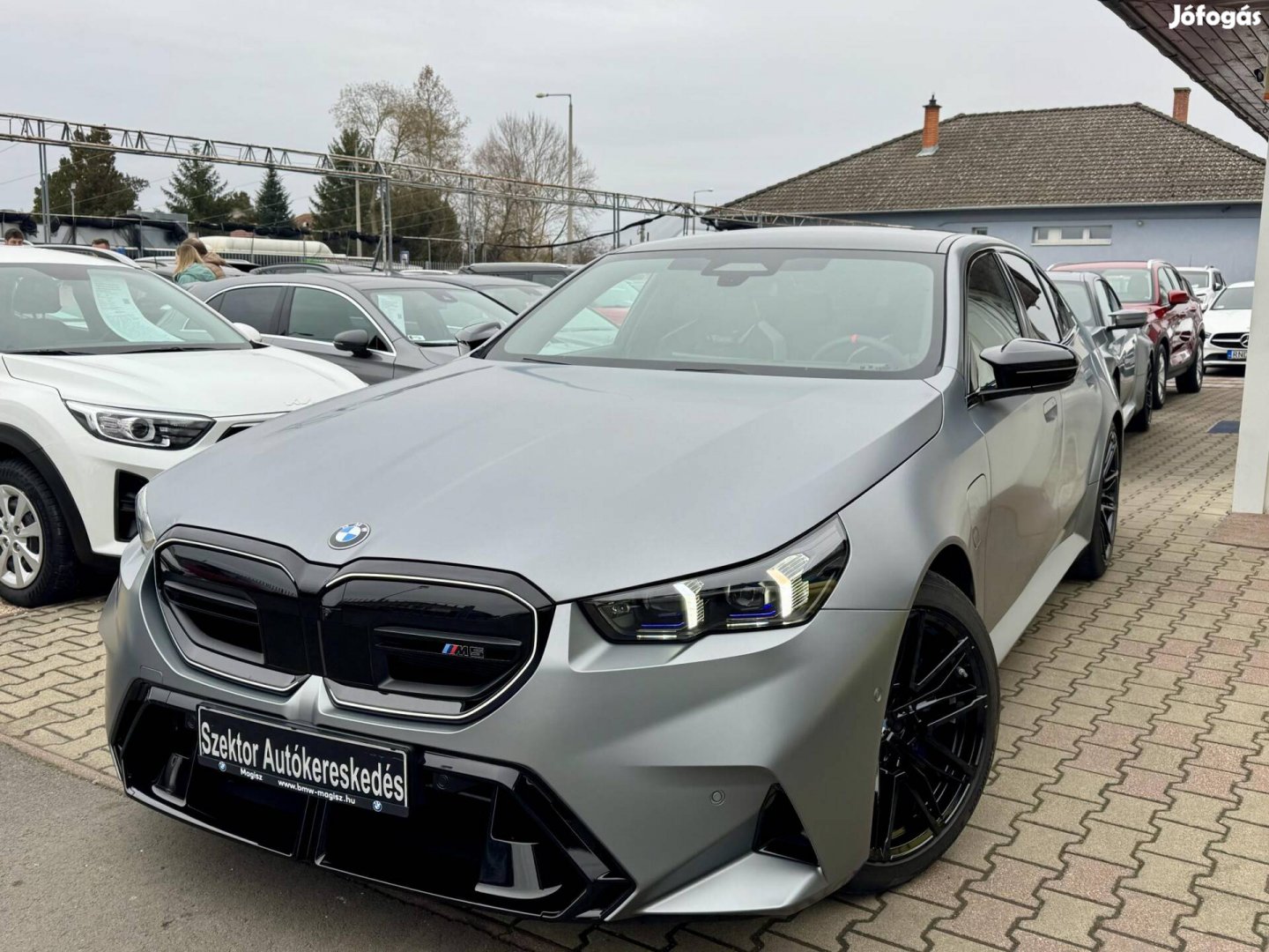 BMW M5 (Automata) Rendszer összteljesítmény 727...