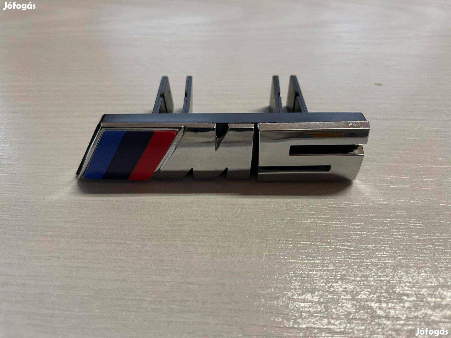 BMW M5 logó univerzális