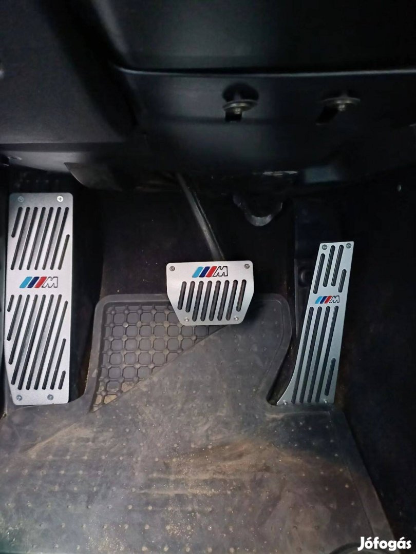 BMW M automata pedál szett v szürke csavar
