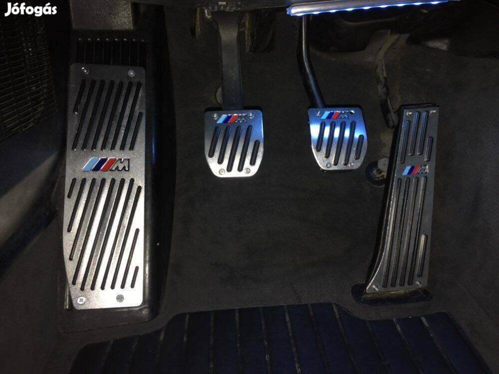 BMW M pedál szett manuális , csavaros rögzítés