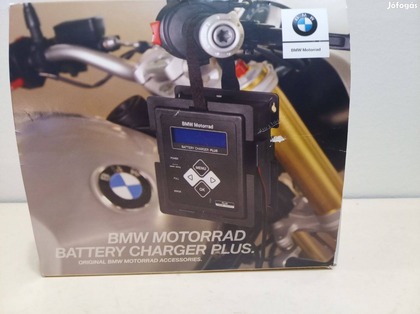 BMW Motorkerékpár akkumulátortöltő Plus