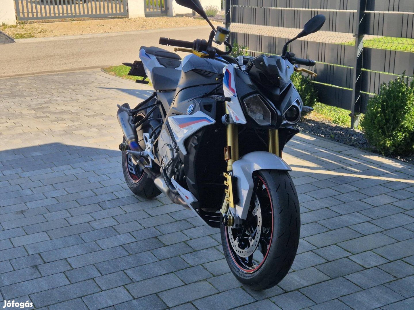 BMW S 1000 R ..
