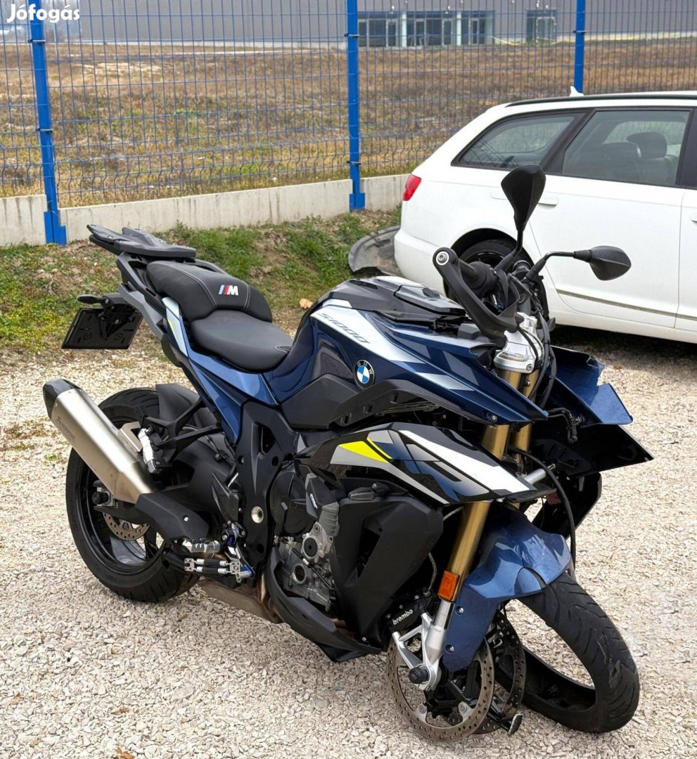 BMW S 1000 XR SX99 M-es felszereltség/Akrapovic...