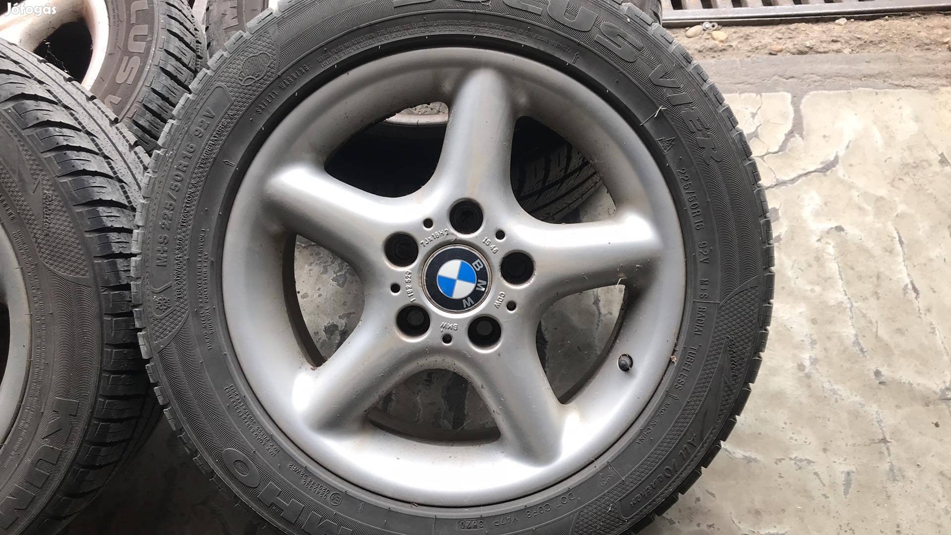 BMW Style 18 R16 Kumho gumi 225/50R16