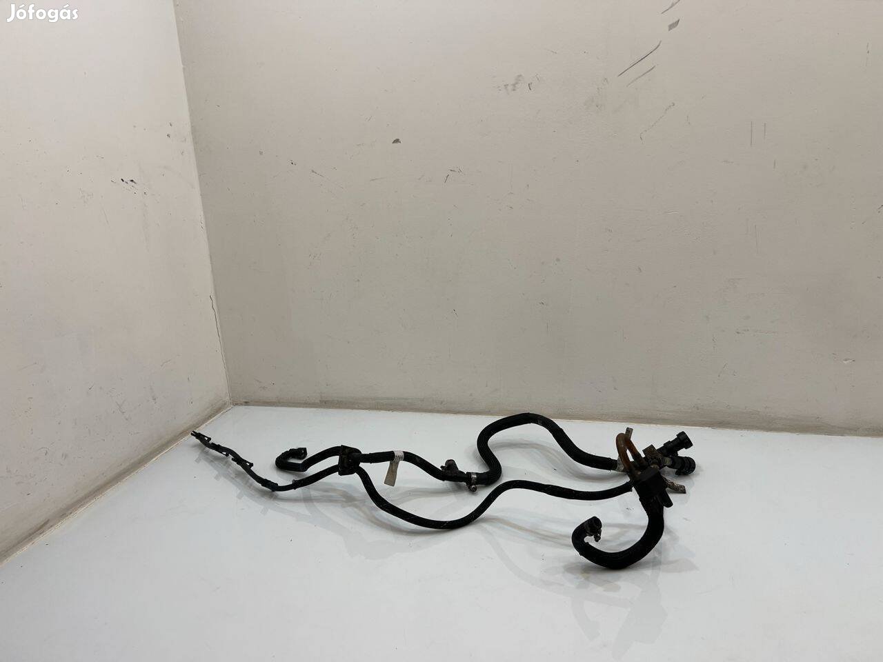 BMW X1 E84 23D 204le N47D20D Nagynyomású üzemanyag gyüjtőcső