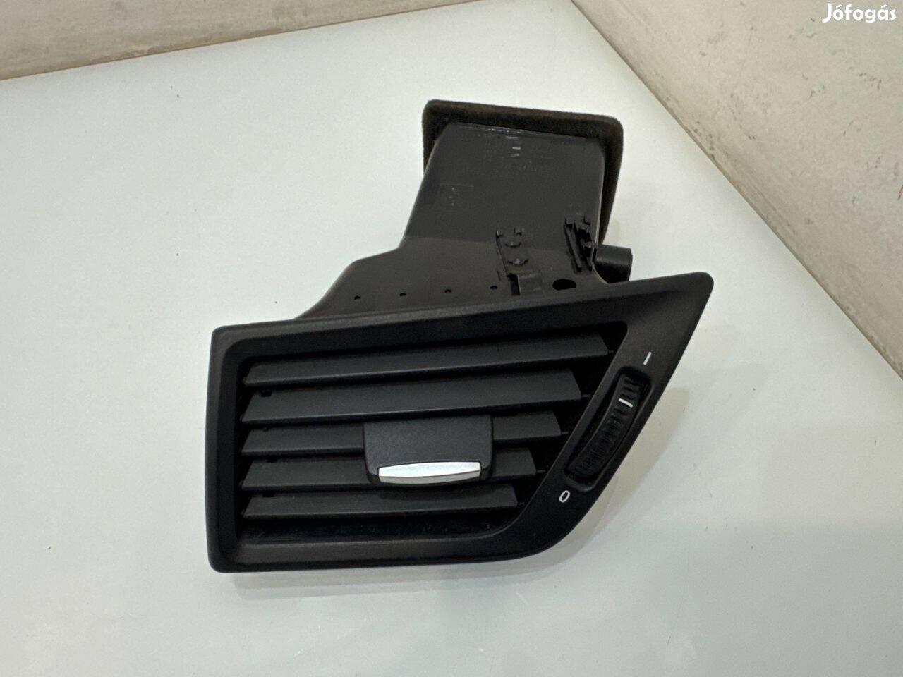 BMW X1 E84 Bal Szellőző 64222991233