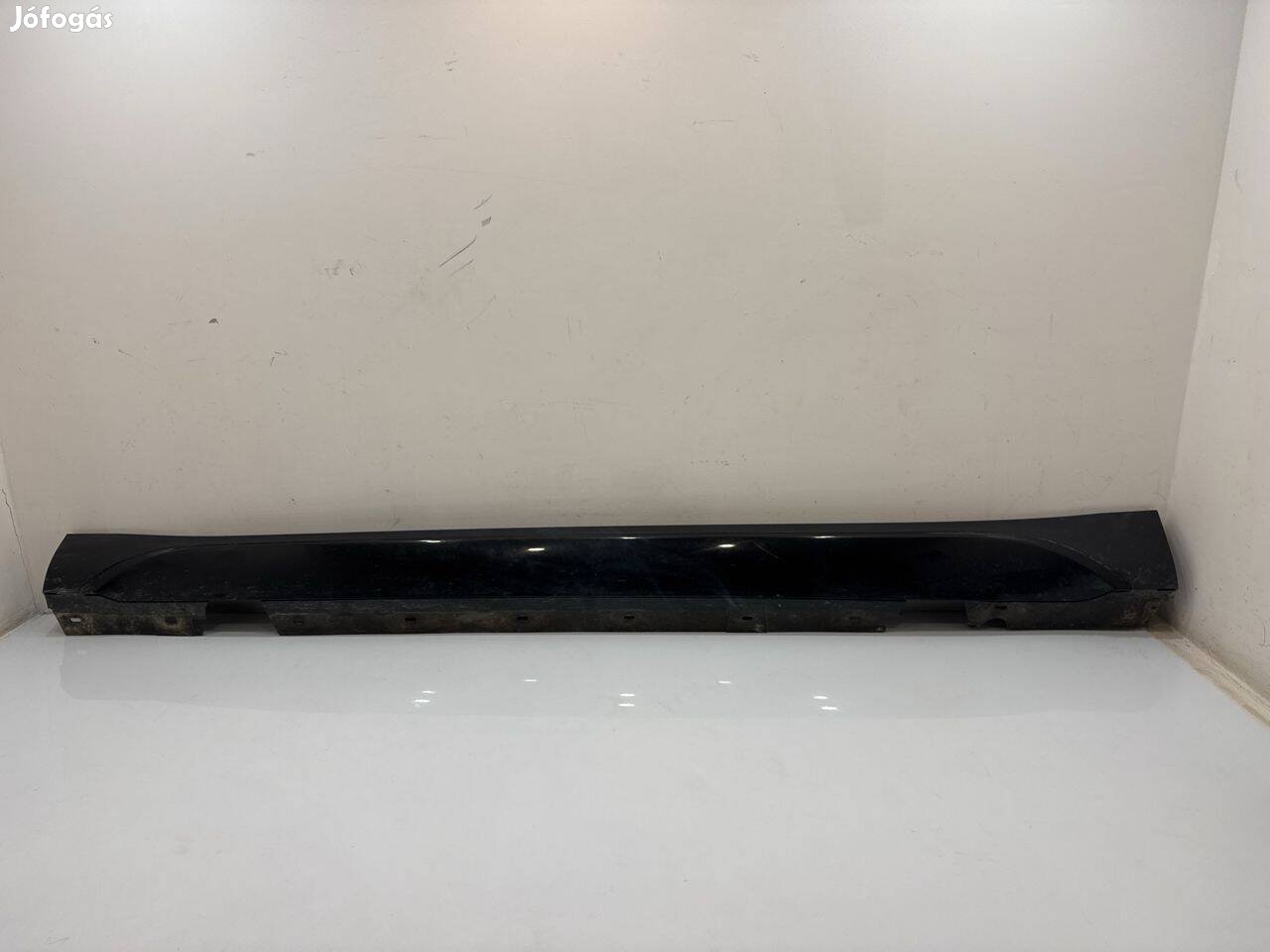 BMW X1 E84 LCI bal oldali gyári küszöbburkolat 51772990599